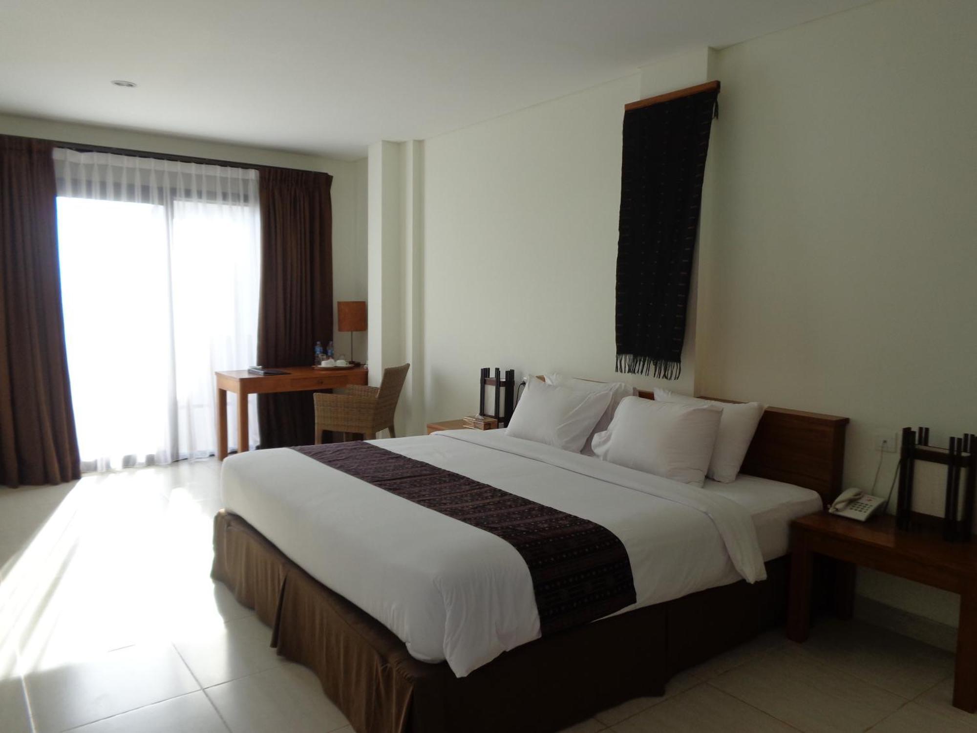 Luwansa Beach Hotel Labuan Bajo Extérieur photo