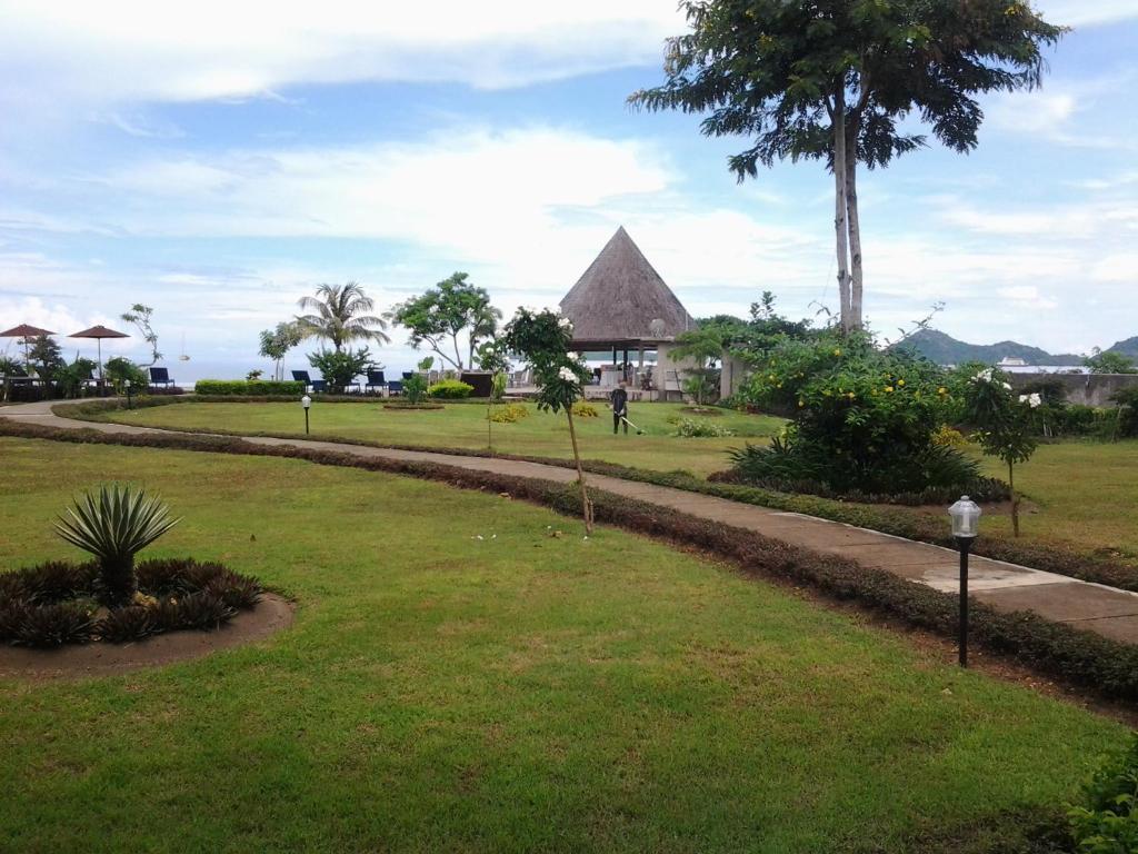 Luwansa Beach Hotel Labuan Bajo Chambre photo