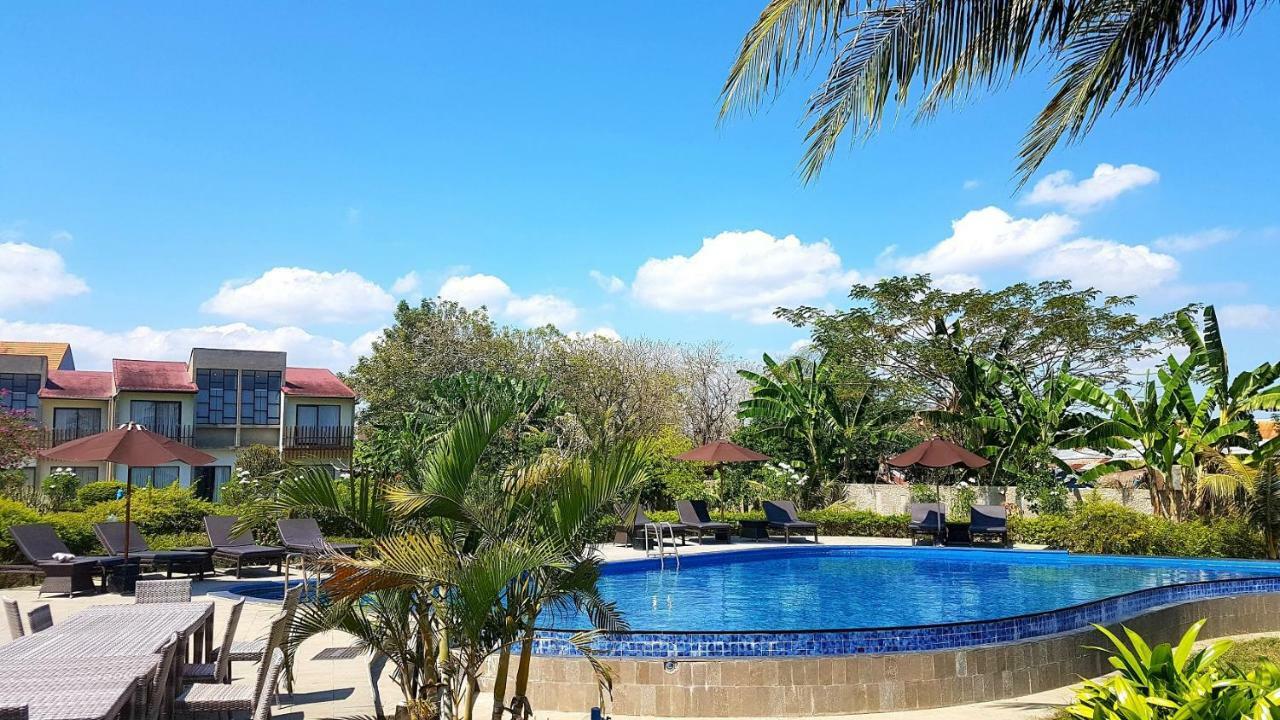 Luwansa Beach Hotel Labuan Bajo Extérieur photo