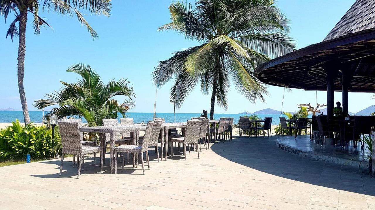 Luwansa Beach Hotel Labuan Bajo Extérieur photo